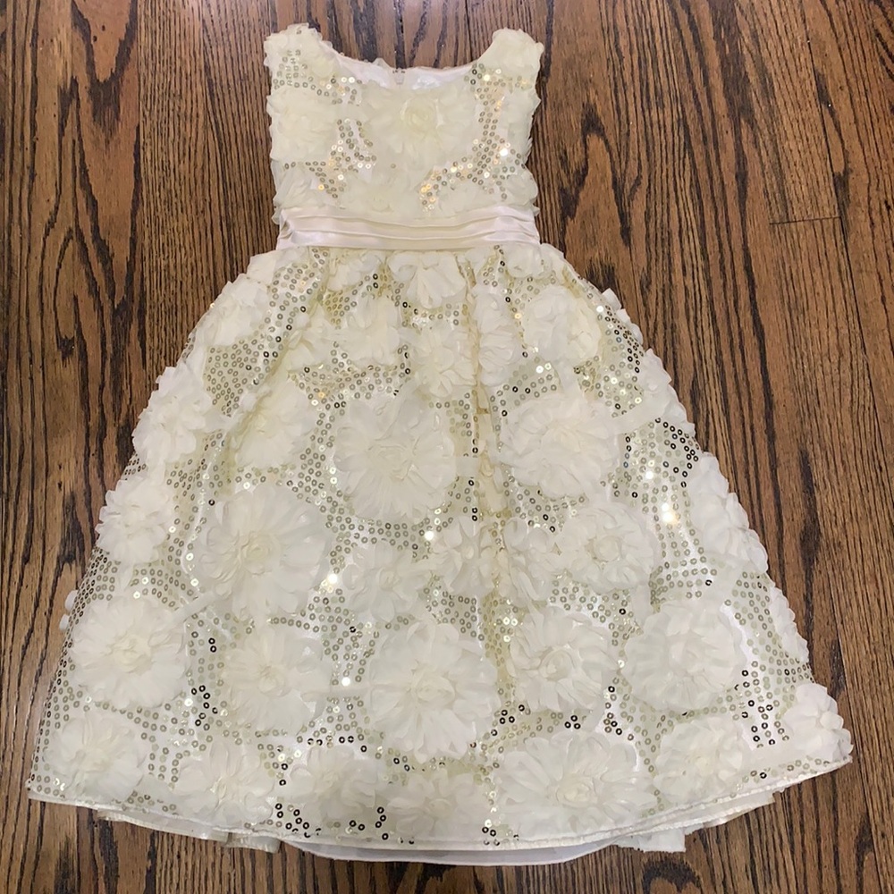 Beautiful Dress- NEW👗👗👗